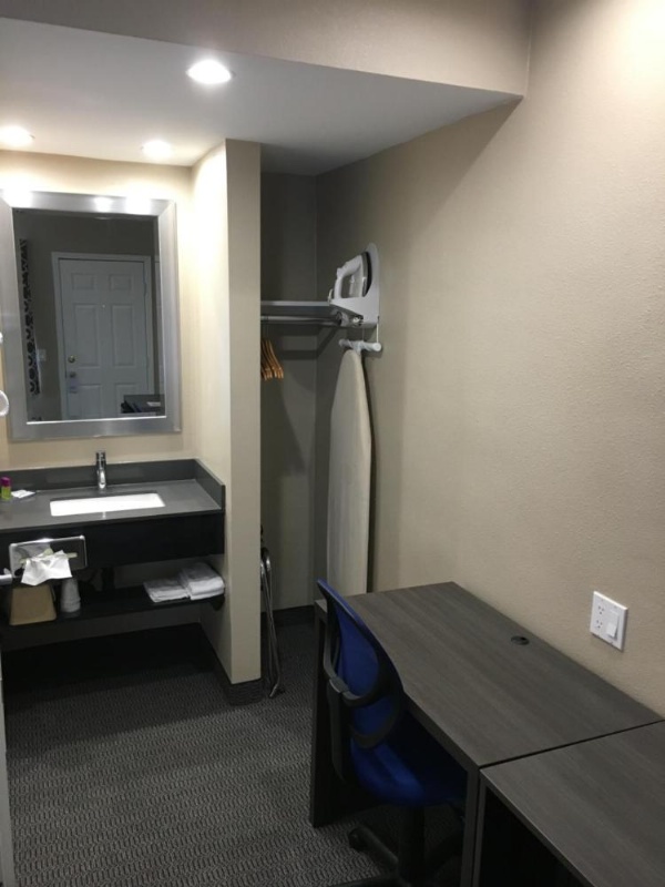 Black Jack Inn image 29